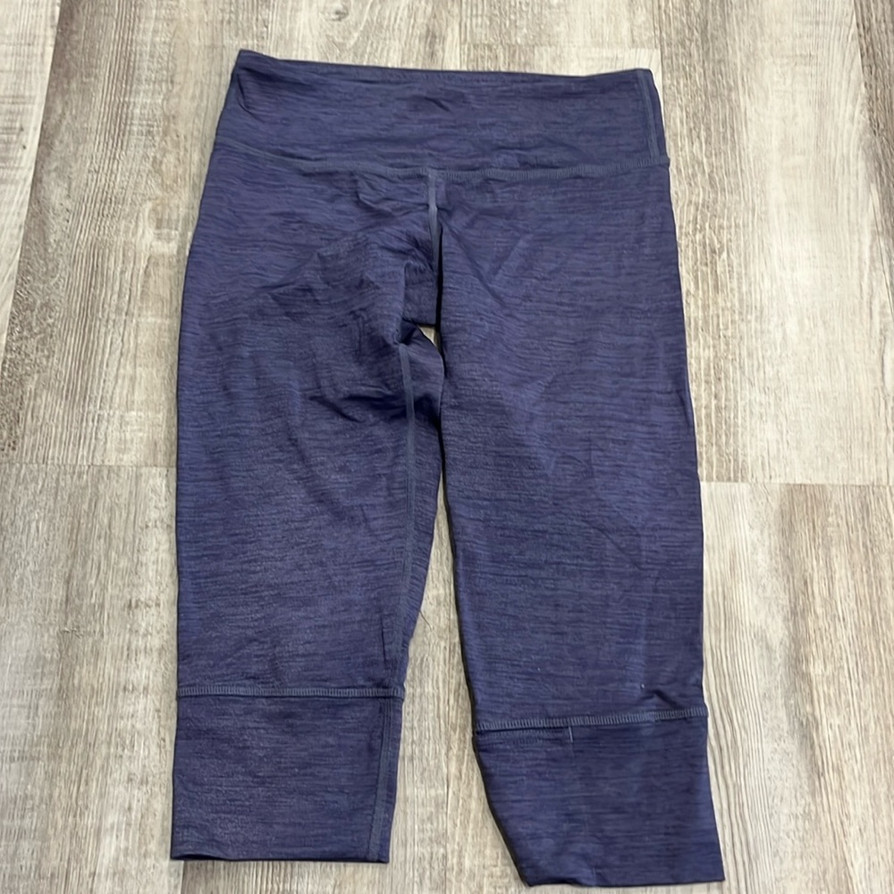 Old school Lululemon cropped leggings